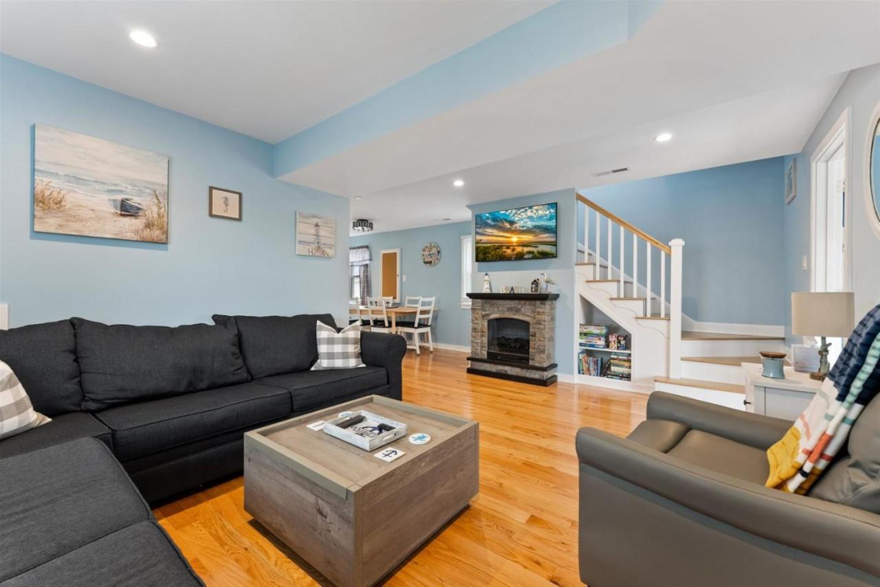 Newly Renovated 4 Bedroom Home Only 2 Blocks From The Beach! Wildwood Exteriör bild