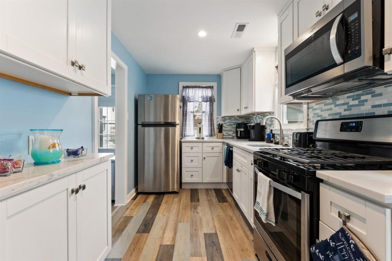 Newly Renovated 4 Bedroom Home Only 2 Blocks From The Beach! Wildwood Exteriör bild