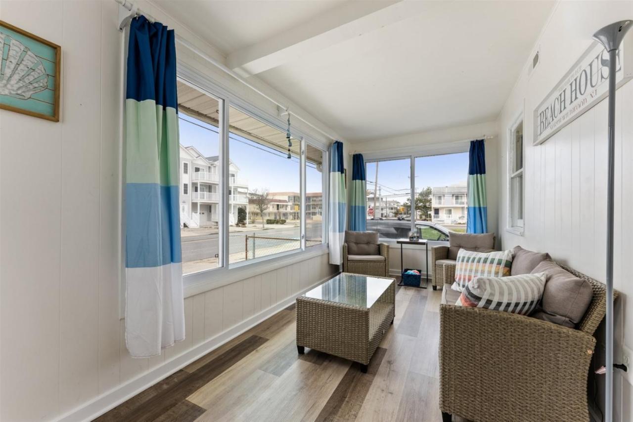 Newly Renovated 4 Bedroom Home Only 2 Blocks From The Beach! Wildwood Exteriör bild