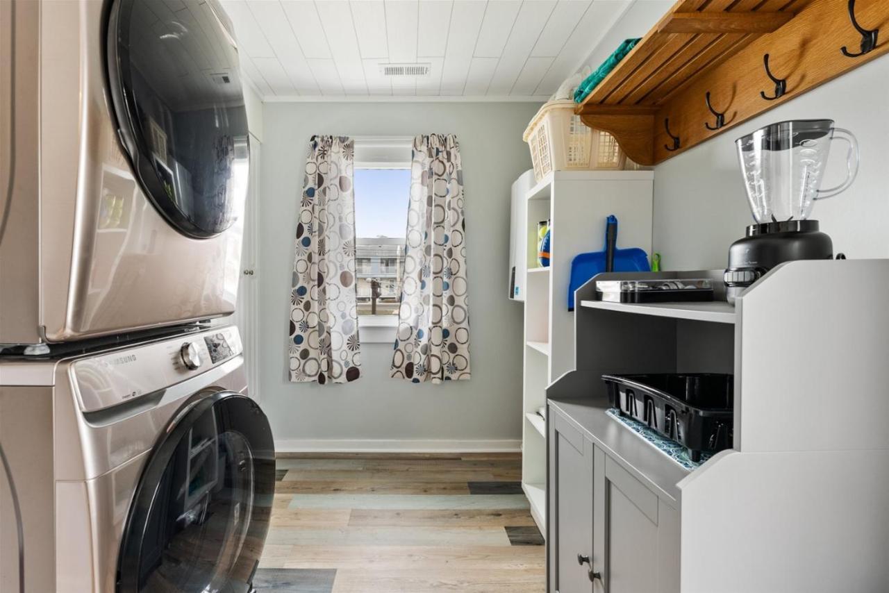 Newly Renovated 4 Bedroom Home Only 2 Blocks From The Beach! Wildwood Exteriör bild