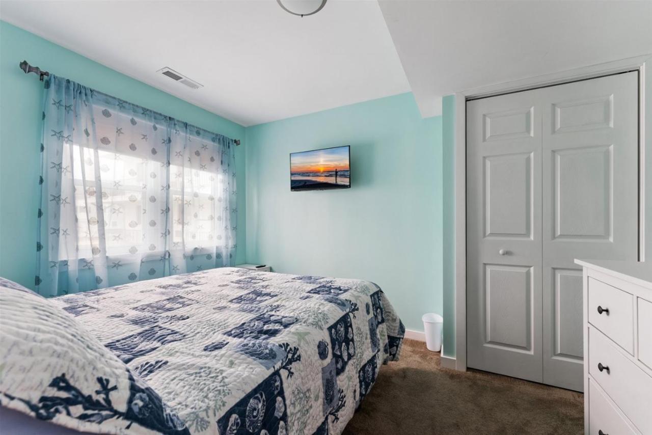 Newly Renovated 4 Bedroom Home Only 2 Blocks From The Beach! Wildwood Exteriör bild